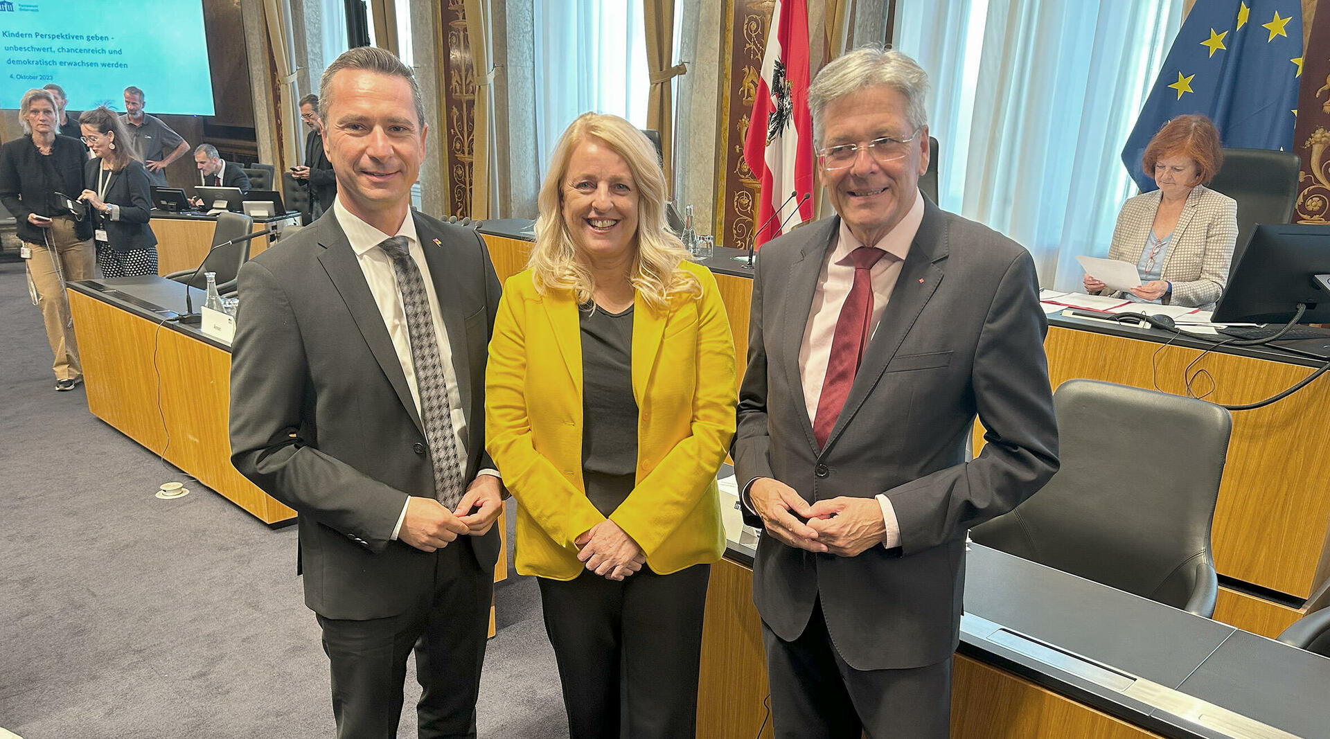 LT-Präsident Robert Hergovich, Bundesratspräsidentin Claudia Arpa und Landeshauptmann Peter Kaiser sind sich einig, dass die Demokratie gestärkt werden muss.