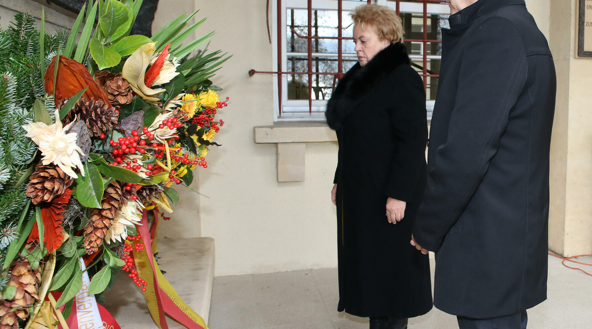 Kranzniederlegung Gedenken an Opfer des Krieges und des Faschismus